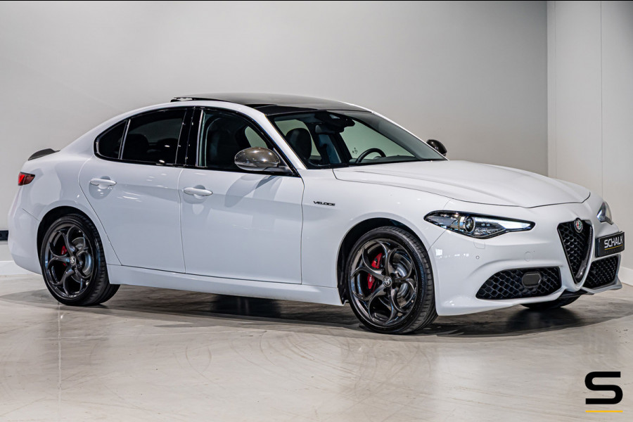 Alfa Romeo Giulia 2.0 T AWD Veloce|Pano|Trekhaak|H&K|FullOpt