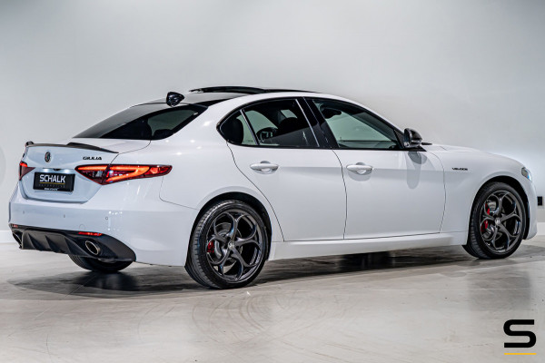 Alfa Romeo Giulia 2.0 T AWD Veloce|Pano|Trekhaak|H&K|FullOpt