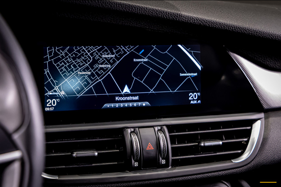 Alfa Romeo Giulia 2.0 T AWD Veloce|Pano|Trekhaak|H&K|FullOpt