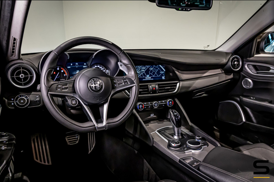 Alfa Romeo Giulia 2.0 T AWD Veloce|Pano|Trekhaak|H&K|FullOpt