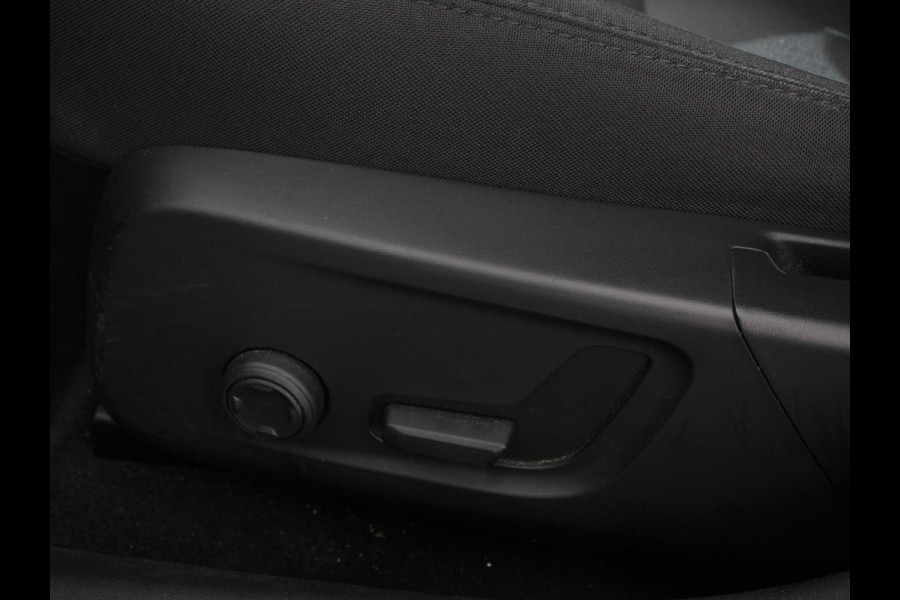 Polestar 2 Standard Range Single Motor 63kWh SOH 94 % Climate control Cruise control Parkeersensoren Camera Voorstoelen verwarmd Apple Carplay/ Android Auto
