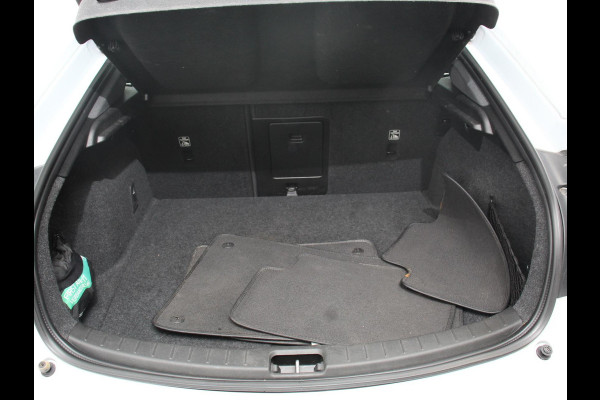 Polestar 2 Standard Range Single Motor 63kWh SOH 94 % Climate control Cruise control Parkeersensoren Camera Voorstoelen verwarmd Apple Carplay/ Android Auto