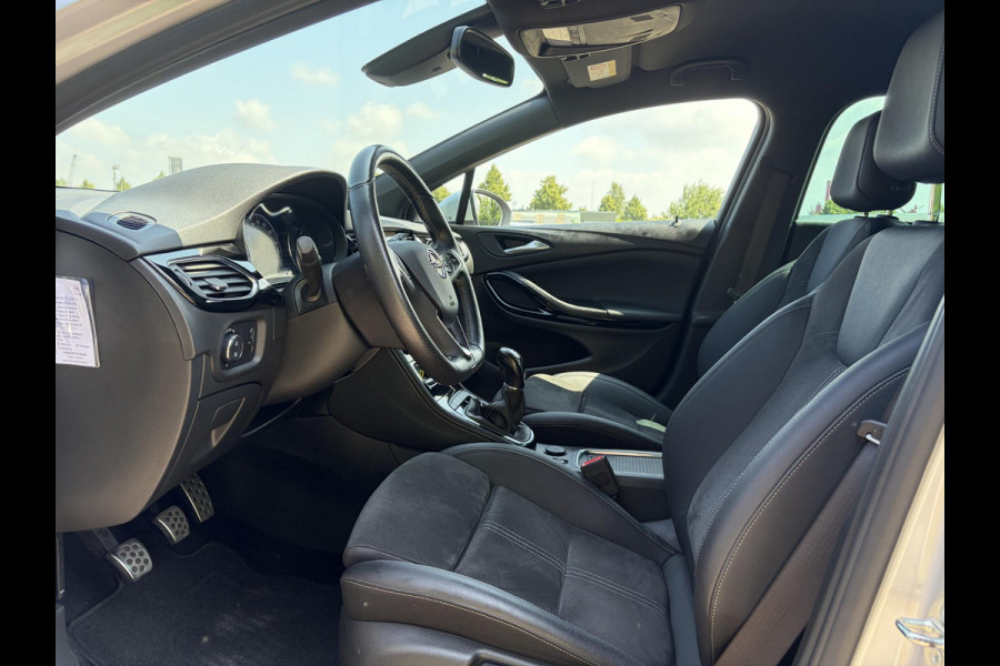Opel Astra Sports Tourer 1.2 Ultimate 146pk,Camera,Keyless,Carplay,6 Bak,Afn Trekhaak,Stoelverw,Lm velgen,Alcantara-Leder,Dealer Onderhouden,Clima,Cruise,Dodehoek,Rijstrooksensor,N.A.P,PDc V+A,Apk tot 07-2028