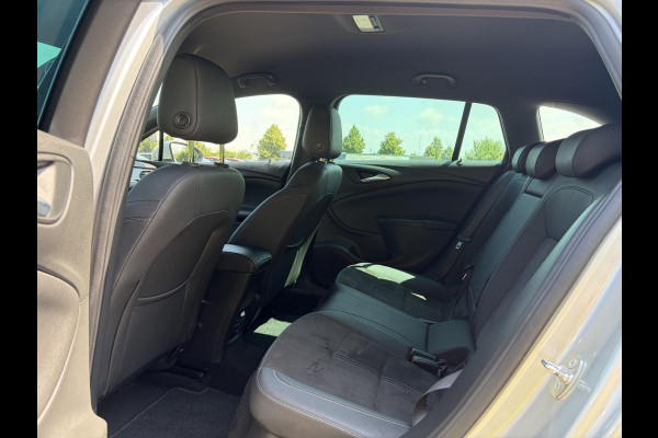 Opel Astra Sports Tourer 1.2 Ultimate 146pk,Camera,Keyless,Carplay,6 Bak,Afn Trekhaak,Stoelverw,Lm velgen,Alcantara-Leder,Dealer Onderhouden,Clima,Cruise,Dodehoek,Rijstrooksensor,N.A.P,PDc V+A,Apk tot 07-2028