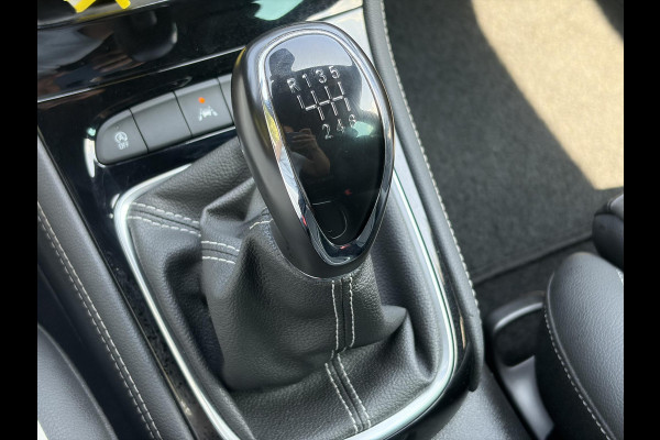 Opel Astra Sports Tourer 1.2 Ultimate 146pk,Camera,Keyless,Carplay,6 Bak,Afn Trekhaak,Stoelverw,Lm velgen,Alcantara-Leder,Dealer Onderhouden,Clima,Cruise,Dodehoek,Rijstrooksensor,N.A.P,PDc V+A,Apk tot 07-2028