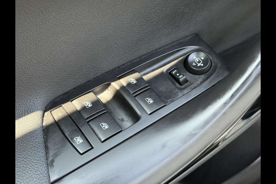 Opel Astra Sports Tourer 1.2 Ultimate 146pk,Camera,Keyless,Carplay,6 Bak,Afn Trekhaak,Stoelverw,Lm velgen,Alcantara-Leder,Dealer Onderhouden,Clima,Cruise,Dodehoek,Rijstrooksensor,N.A.P,PDc V+A,Apk tot 07-2028