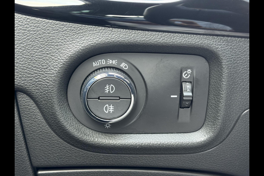 Opel Astra Sports Tourer 1.2 Ultimate 146pk,Camera,Keyless,Carplay,6 Bak,Afn Trekhaak,Stoelverw,Lm velgen,Alcantara-Leder,Dealer Onderhouden,Clima,Cruise,Dodehoek,Rijstrooksensor,N.A.P,PDc V+A,Apk tot 07-2028