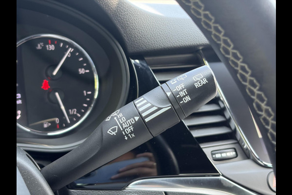 Opel Astra Sports Tourer 1.2 Ultimate 146pk,Camera,Keyless,Carplay,6 Bak,Afn Trekhaak,Stoelverw,Lm velgen,Alcantara-Leder,Dealer Onderhouden,Clima,Cruise,Dodehoek,Rijstrooksensor,N.A.P,PDc V+A,Apk tot 07-2028