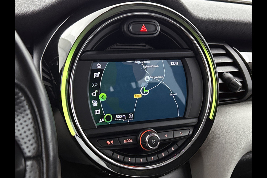 MINI 5-deurs 2.0 Cooper S Chili LAGE KM!! | 192PK | Carplay | JCW Stuur | AchterCam | Goed onderH | Etc
