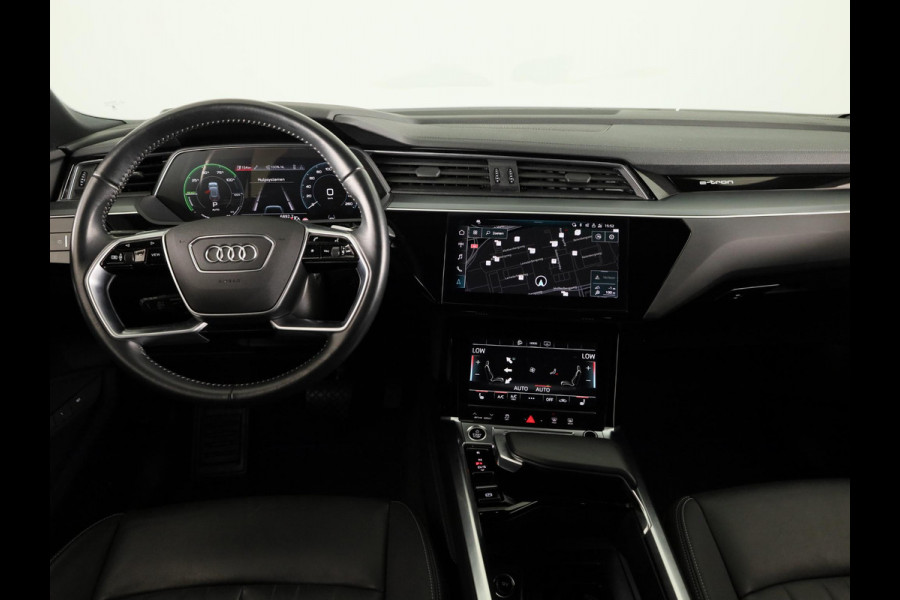 Audi e-tron Sportback 55 quattro Business edition Plus 95 kWh 408pk | Panoramadak | Lederen bekleding | Elektrisch verstelbare voorstoelen | Parkeercamera |
