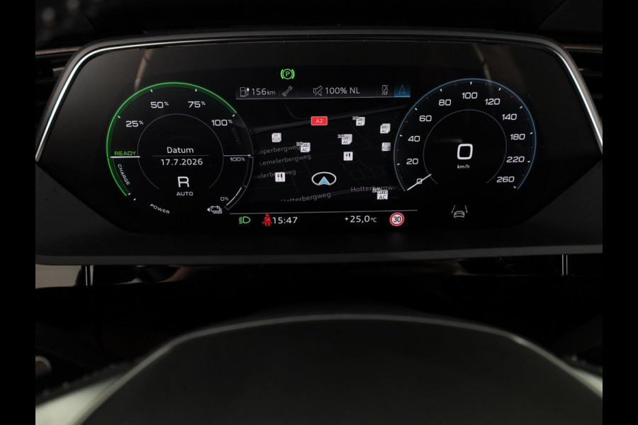 Audi e-tron Sportback 55 quattro Business edition Plus 95 kWh 408pk | Panoramadak | Lederen bekleding | Elektrisch verstelbare voorstoelen | Parkeercamera |