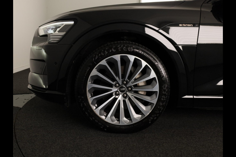 Audi e-tron Sportback 55 quattro Business edition Plus 95 kWh 408pk | Panoramadak | Lederen bekleding | Elektrisch verstelbare voorstoelen | Parkeercamera |