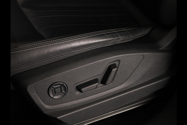 Audi e-tron Sportback 55 quattro Business edition Plus 95 kWh 408pk | Panoramadak | Lederen bekleding | Elektrisch verstelbare voorstoelen | Parkeercamera |