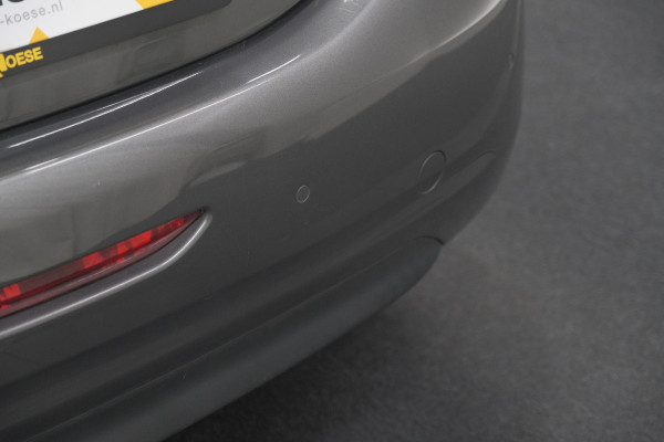 Peugeot 208 PureTech 82 Blue Lease Allure | Parkeersensoren | Climate Control | Apple Carplay | 16 Inch Lichtmetalen Velgen