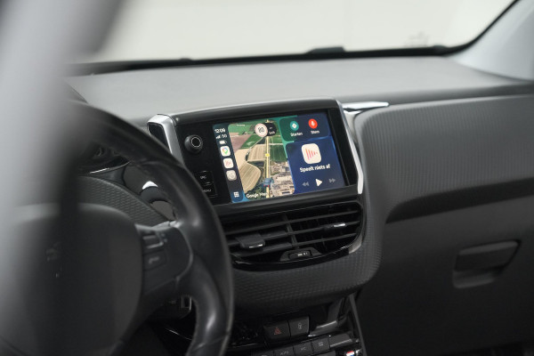 Peugeot 208 PureTech 82 Blue Lease Allure | Parkeersensoren | Climate Control | Apple Carplay | 16 Inch Lichtmetalen Velgen
