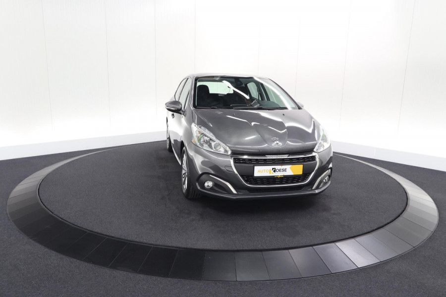Peugeot 208 PureTech 82 Blue Lease Allure | Parkeersensoren | Climate Control | Apple Carplay | 16 Inch Lichtmetalen Velgen