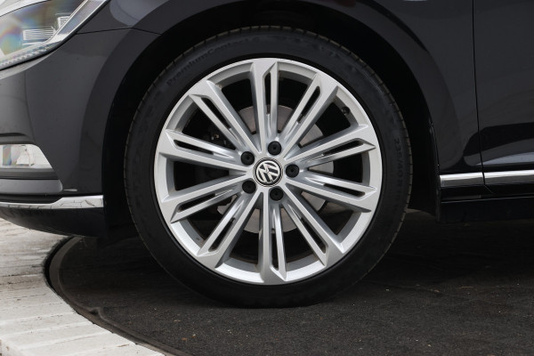 Volkswagen Passat Variant 1.8 TSI Highline Automaat, Digital Dash, Volleder