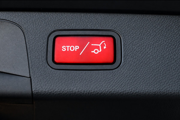 Mercedes-Benz GLC 300 Mild-Hybrid 4Matic AMG Line / HUD / 2X MEMORY / 360 / DODEHOEK