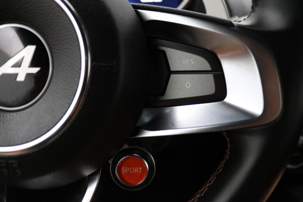 ALPINE A110 252pk Turbo Légende GT #002 van 400 Focal Premium | Sportuitlaat