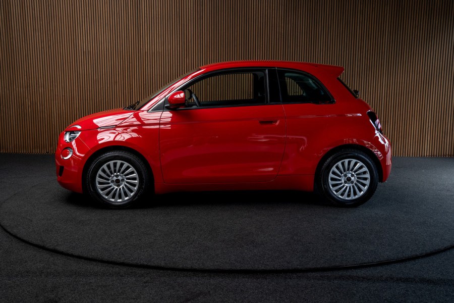 Fiat 500 24 kWh Navi Airco Stoelverwarming LED Cruise Control BTW auto