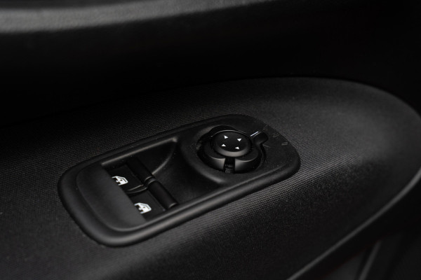 Fiat 500 24 kWh Navi Airco Stoelverwarming LED Cruise Control BTW auto