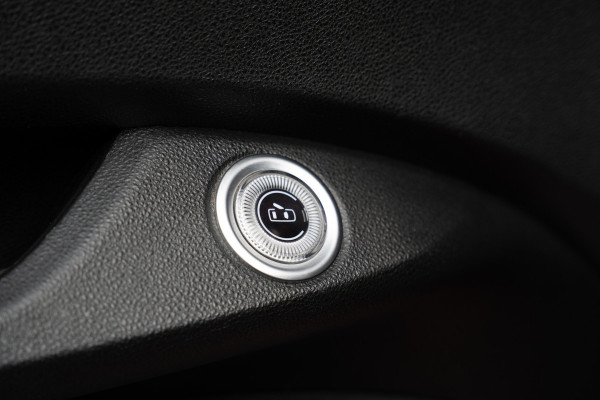 Fiat 500 24 kWh Navi Airco Stoelverwarming LED Cruise Control BTW auto