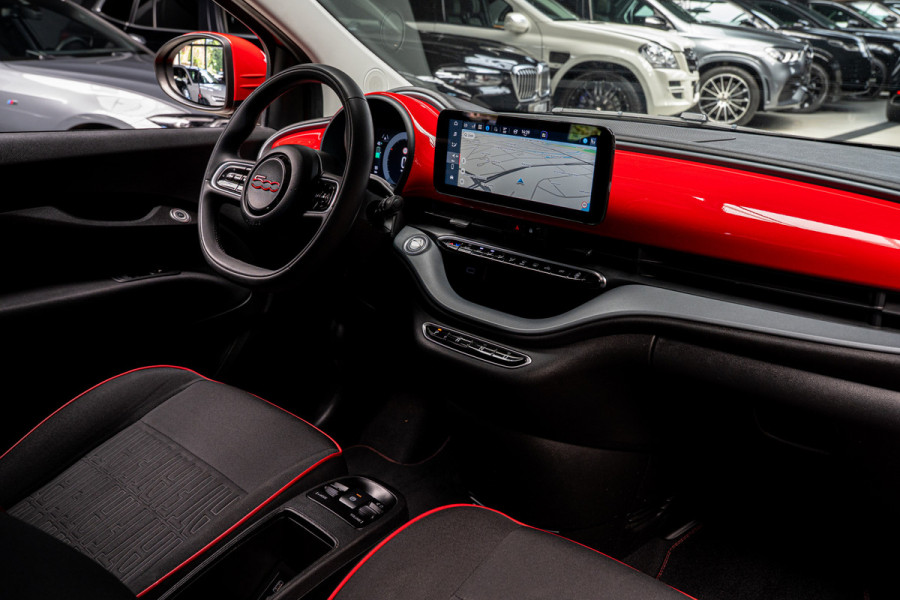 Fiat 500 24 kWh Navi Airco Stoelverwarming LED Cruise Control BTW auto