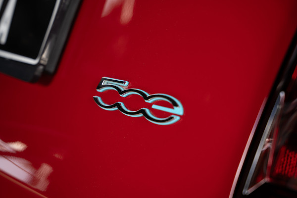 Fiat 500 24 kWh Navi Airco Stoelverwarming Cruise C. 3-Fase LED Carplay BTW auto SOH: 95,0%