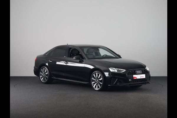 Audi A4 Limousine 35 TFSI S edition Competition 150pk | Climate control |  LED koplampen |  lederen/stof bekleding | Lichtmetalen velgen 10-spaaks 18inch | Navigatiesysteem full map | S Line interieur