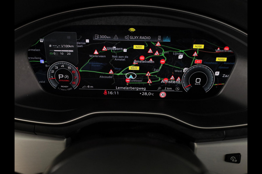 Audi A4 Limousine 35 TFSI S edition Competition 150pk | Climate control |  LED koplampen |  lederen/stof bekleding | Lichtmetalen velgen 10-spaaks 18inch | Navigatiesysteem full map | S Line interieur