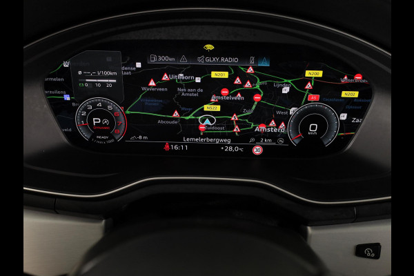 Audi A4 Limousine 35 TFSI S edition Competition 150pk | Climate control |  LED koplampen |  lederen/stof bekleding | Lichtmetalen velgen 10-spaaks 18inch | Navigatiesysteem full map | S Line interieur
