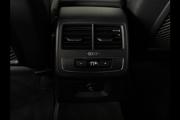 Audi A4 Limousine 35 TFSI S edition Competition 150pk | Climate control |  LED koplampen |  lederen/stof bekleding | Lichtmetalen velgen 10-spaaks 18inch | Navigatiesysteem full map | S Line interieur