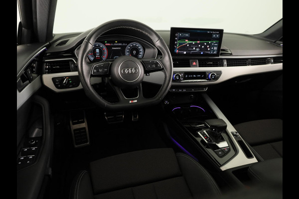 Audi A4 Limousine 35 TFSI S edition Competition 150pk | Climate control |  LED koplampen |  lederen/stof bekleding | Lichtmetalen velgen 10-spaaks 18inch | Navigatiesysteem full map | S Line interieur