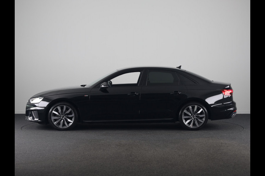 Audi A4 Limousine 35 TFSI S edition Competition 150pk | Climate control |  LED koplampen |  lederen/stof bekleding | Lichtmetalen velgen 10-spaaks 18inch | Navigatiesysteem full map | S Line interieur