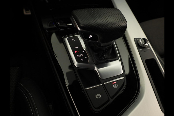 Audi A4 Limousine 35 TFSI S edition Competition 150pk | Climate control |  LED koplampen |  lederen/stof bekleding | Lichtmetalen velgen 10-spaaks 18inch | Navigatiesysteem full map | S Line interieur