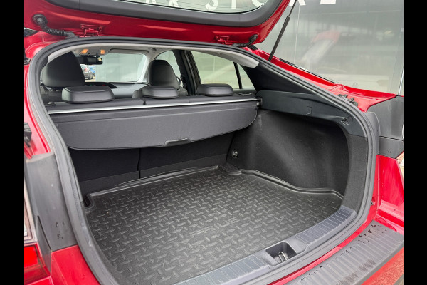 Toyota Prius 1.8 Executive Pano|Leder|JBL|HuD|Dealer Onderhouden