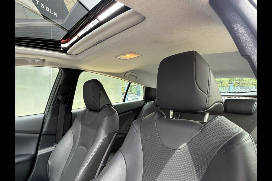 Toyota Prius 1.8 Executive Pano|Leder|JBL|HuD|Dealer Onderhouden
