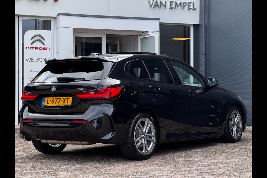 BMW 1-serie 118i M-Sport | Pano | NL-Auto | Leder + Sportstoelen | Camera | Stoelverwarming