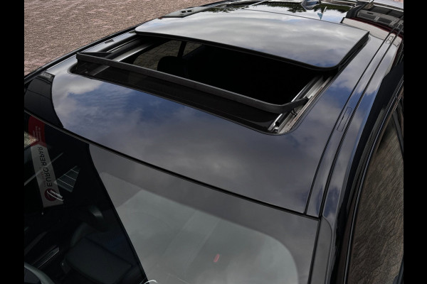 BMW 1-serie 118i M-Sport | Pano | NL-Auto | Leder + Sportstoelen | Camera | Stoelverwarming
