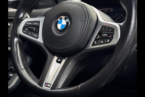BMW 1-serie 118i M-Sport | Pano | NL-Auto | Leder + Sportstoelen | Camera | Stoelverwarming