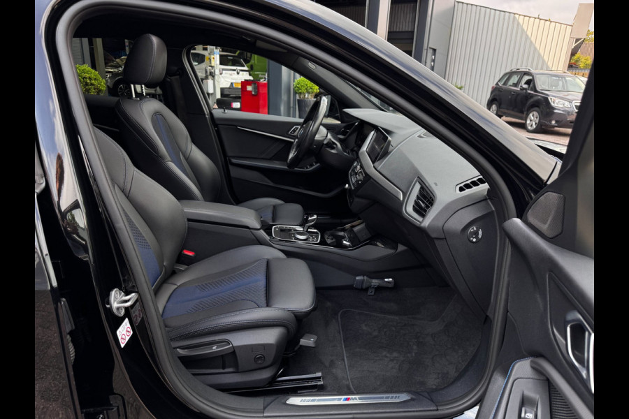 BMW 1-serie 118i M-Sport | Pano | NL-Auto | Leder + Sportstoelen | Camera | Stoelverwarming