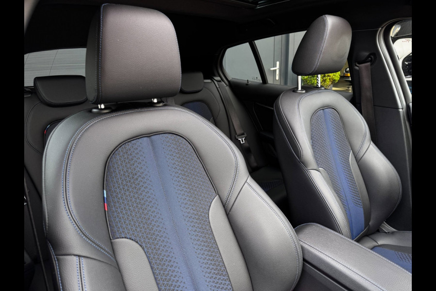 BMW 1-serie 118i M-Sport | Pano | NL-Auto | Leder + Sportstoelen | Camera | Stoelverwarming