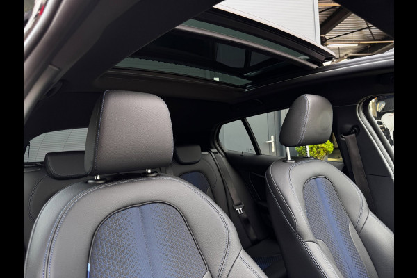 BMW 1-serie 118i M-Sport | Pano | NL-Auto | Leder + Sportstoelen | Camera | Stoelverwarming