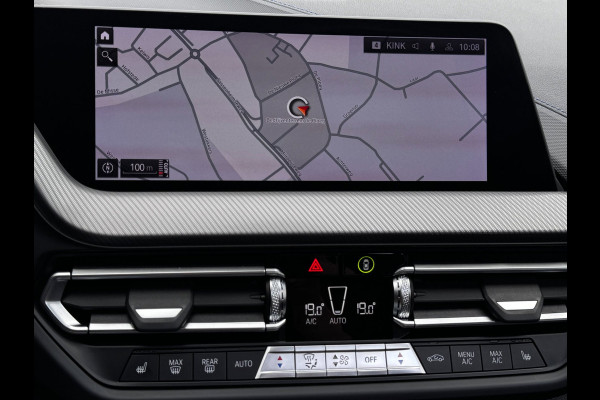 BMW 1-serie 118i M-Sport | Pano | NL-Auto | Leder + Sportstoelen | Camera | Stoelverwarming