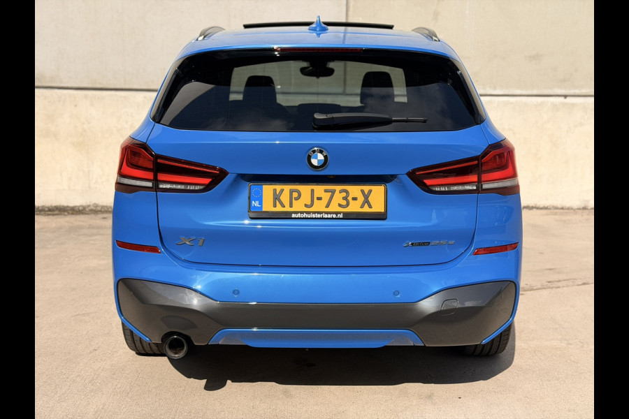 BMW X1 XDrive25e M Sport Pano Leder H/K HUD Trekh 19' Shadowline