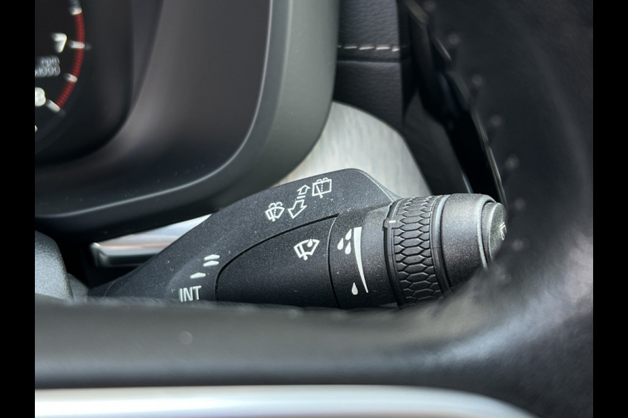 Volvo XC60 2.0 T5 Inscription | Pano | Leder | Pilot Assist