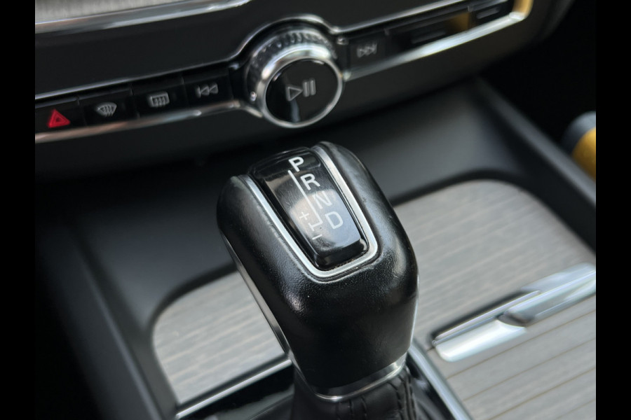 Volvo XC60 2.0 T5 Inscription | Pano | Leder | Pilot Assist