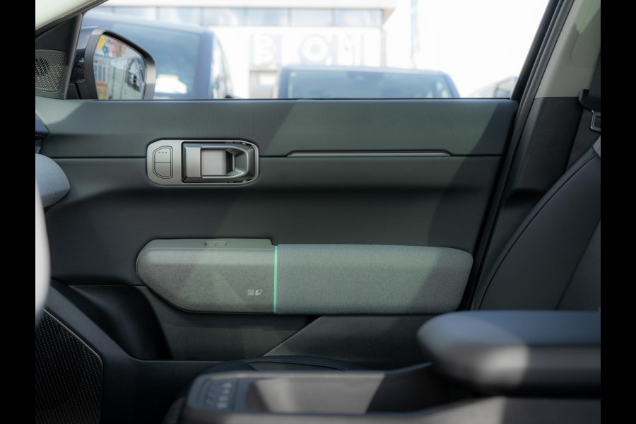 Kia EV4 Plus Advanced 81.4 kWh | Navigatie | Stoel en stuurverwarming | Schuifkantel dak |