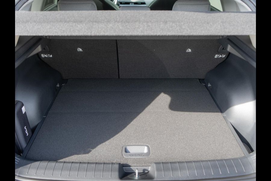 Kia EV4 Plus Advanced 81.4 kWh | Navigatie | Stoel en stuurverwarming | Schuifkantel dak |