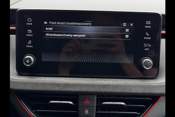 Škoda Kamiq 1.5 TSI 150 PK ACT Sport Business | Camera | Carplay | Stoelverwarming | Climate Control | Automaat